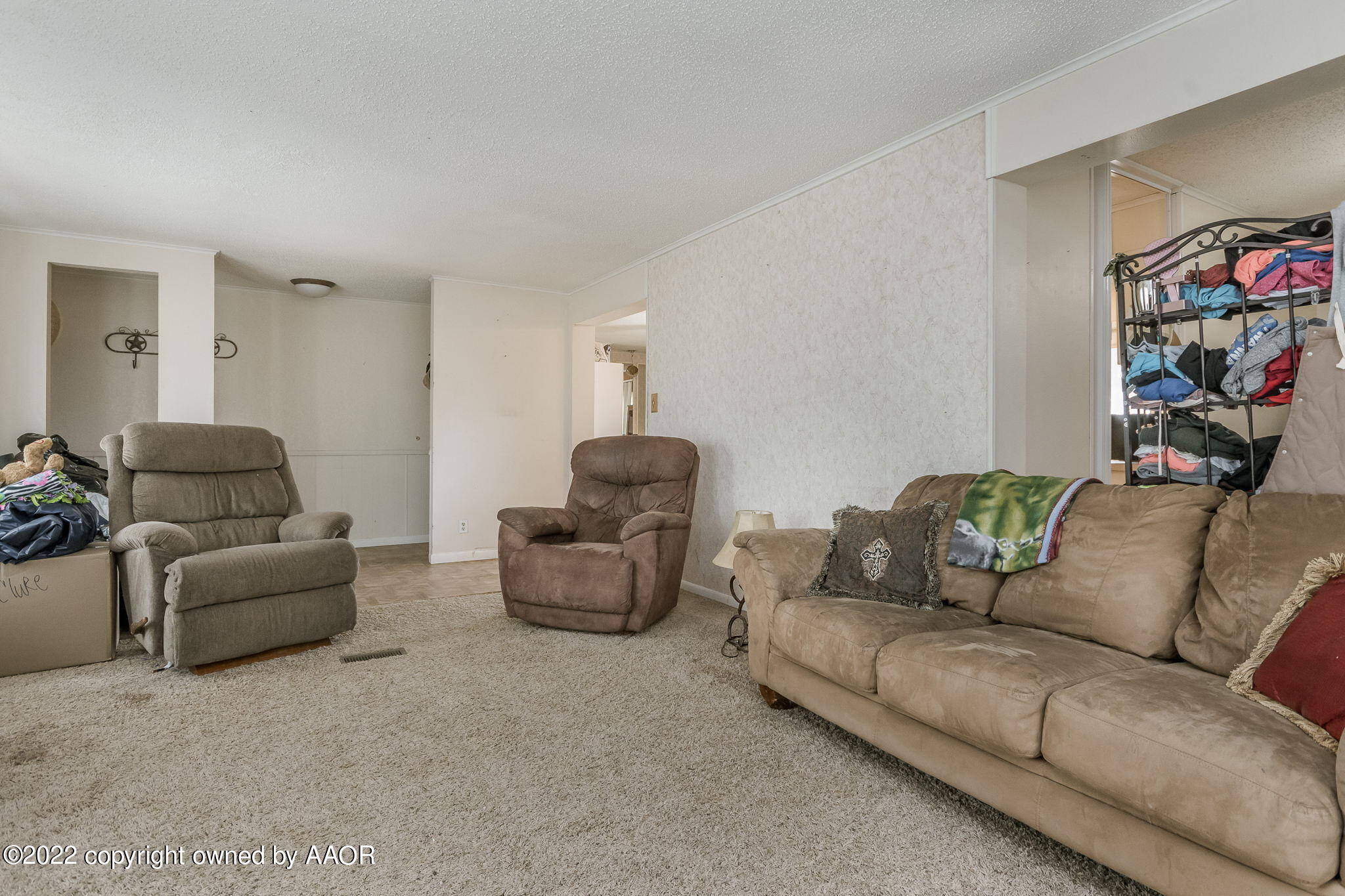 3-web-or-mls-Living Room-2