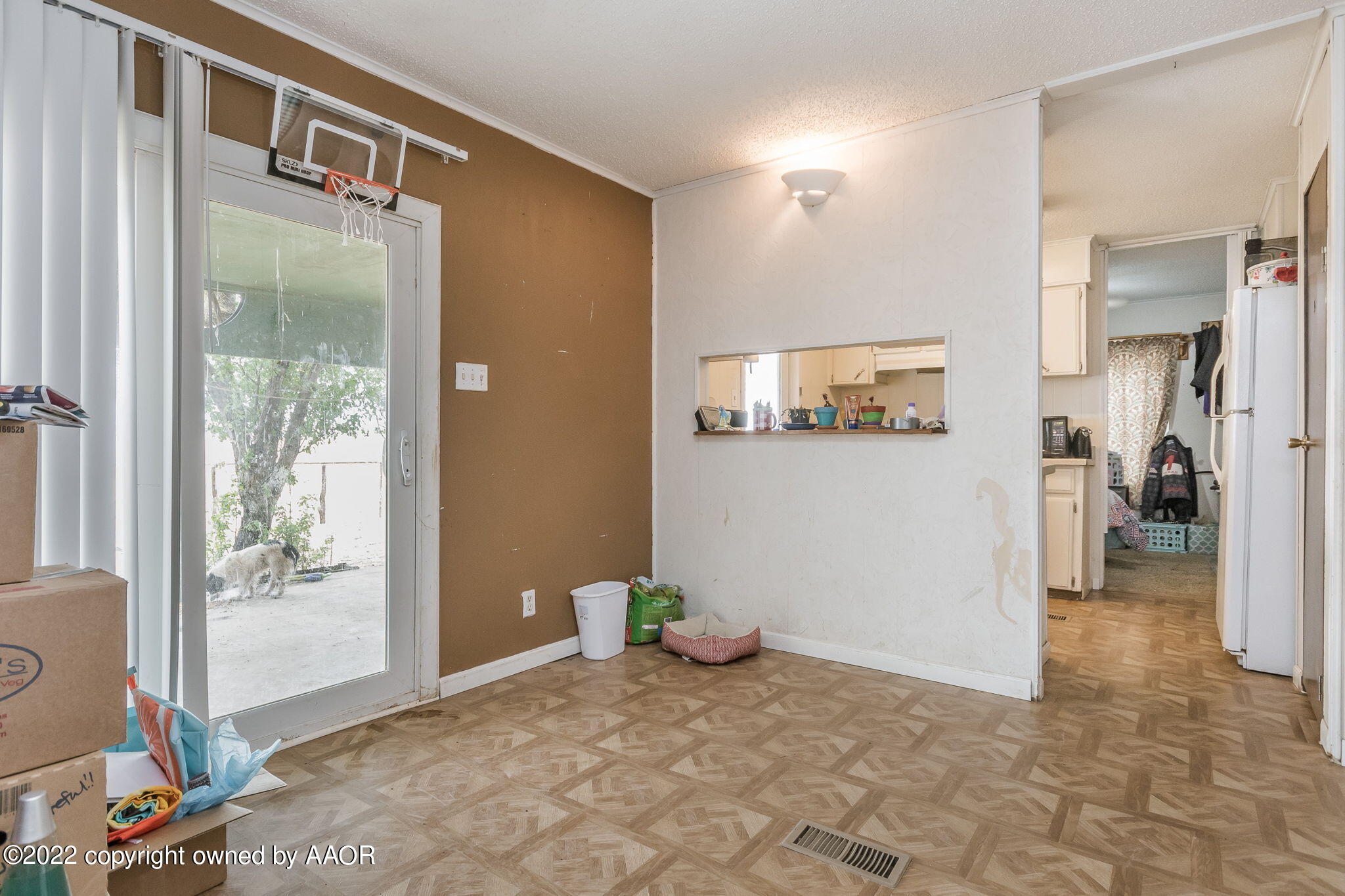 4-web-or-mls-Dining Area