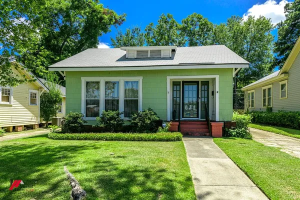 $165,000 | 631 Gladstone Boulevard, Shreveport, LA 71104