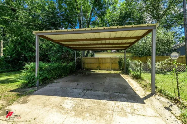 $165,000 | 631 Gladstone Boulevard, Shreveport, LA 71104