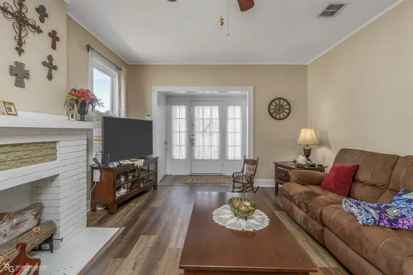 $165,000 | 631 Gladstone Boulevard, Shreveport, LA 71104