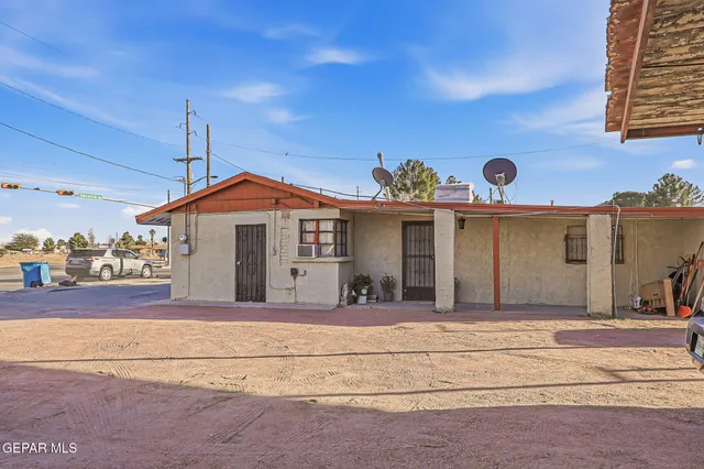 $345,000 | 10540 Socorro Road, Socorro, TX 79927