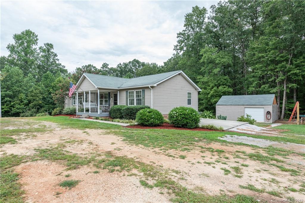 533 Doster Road Lancaster, SC 29720 - Photo 3 of 27