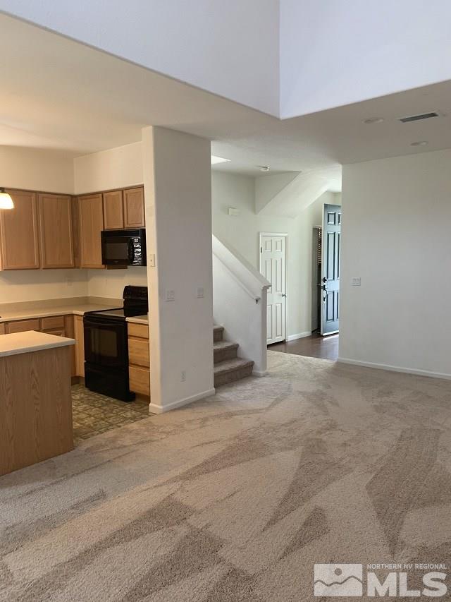 9263 Lone Wolf Circle Reno, NV 89506 - Photo 3 of 17 Photo 3