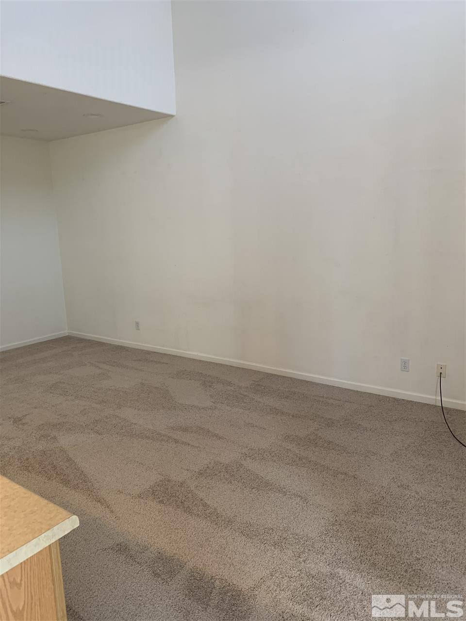 9263 Lone Wolf Circle Reno, NV 89506 - Photo 4 of 17 Photo 4