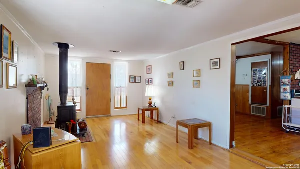 $189,500 | 607 Exchange, Schertz, TX 78154