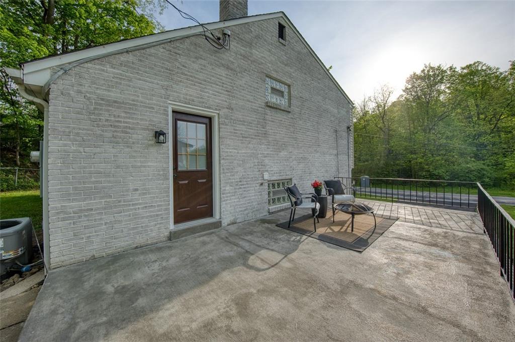 2661 Old Washington Road Pittsburgh, PA 15241 - Photo 36 of 46 Huge patio off of the kitchen.