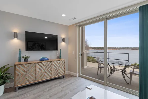 $274,000 | 680 East Hiawatha Drive, Unit 405, Wisconsin Dells, WI 53965