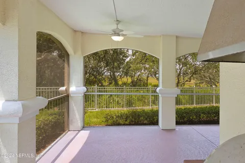 a view of an entryway with a fountain