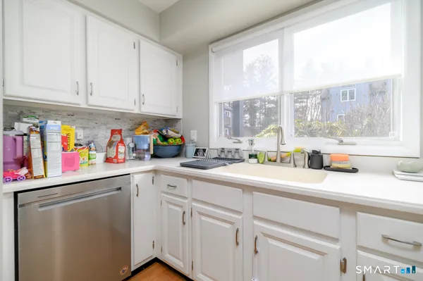 $525,000 | 81 Wolfpit Avenue, Unit B3, Norwalk, CT 06851
