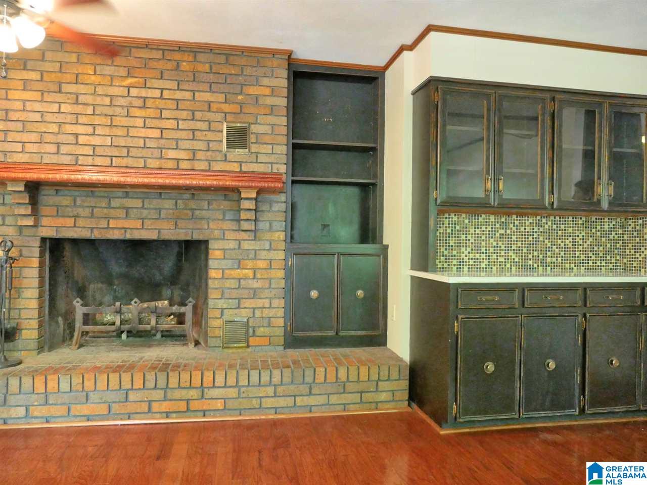 1609 Elizabeth Street Anniston, AL 36207 - Photo 7 of 25