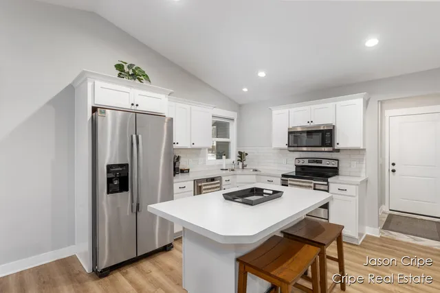 $380,000 | 13034 Spruceridge Road, Gowen, MI 49326