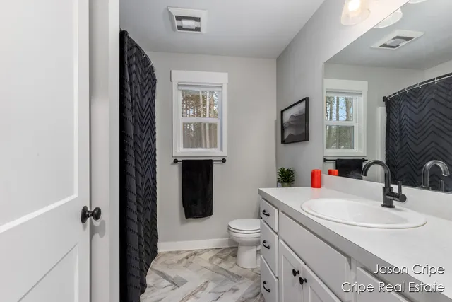 $380,000 | 13034 Spruceridge Road, Gowen, MI 49326