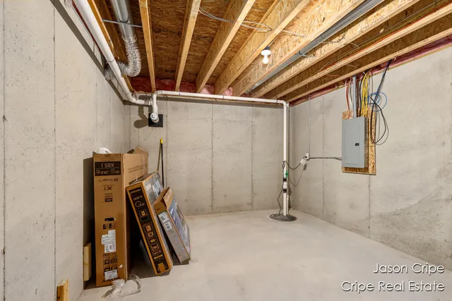 $380,000 | 13034 Spruceridge Road, Gowen, MI 49326