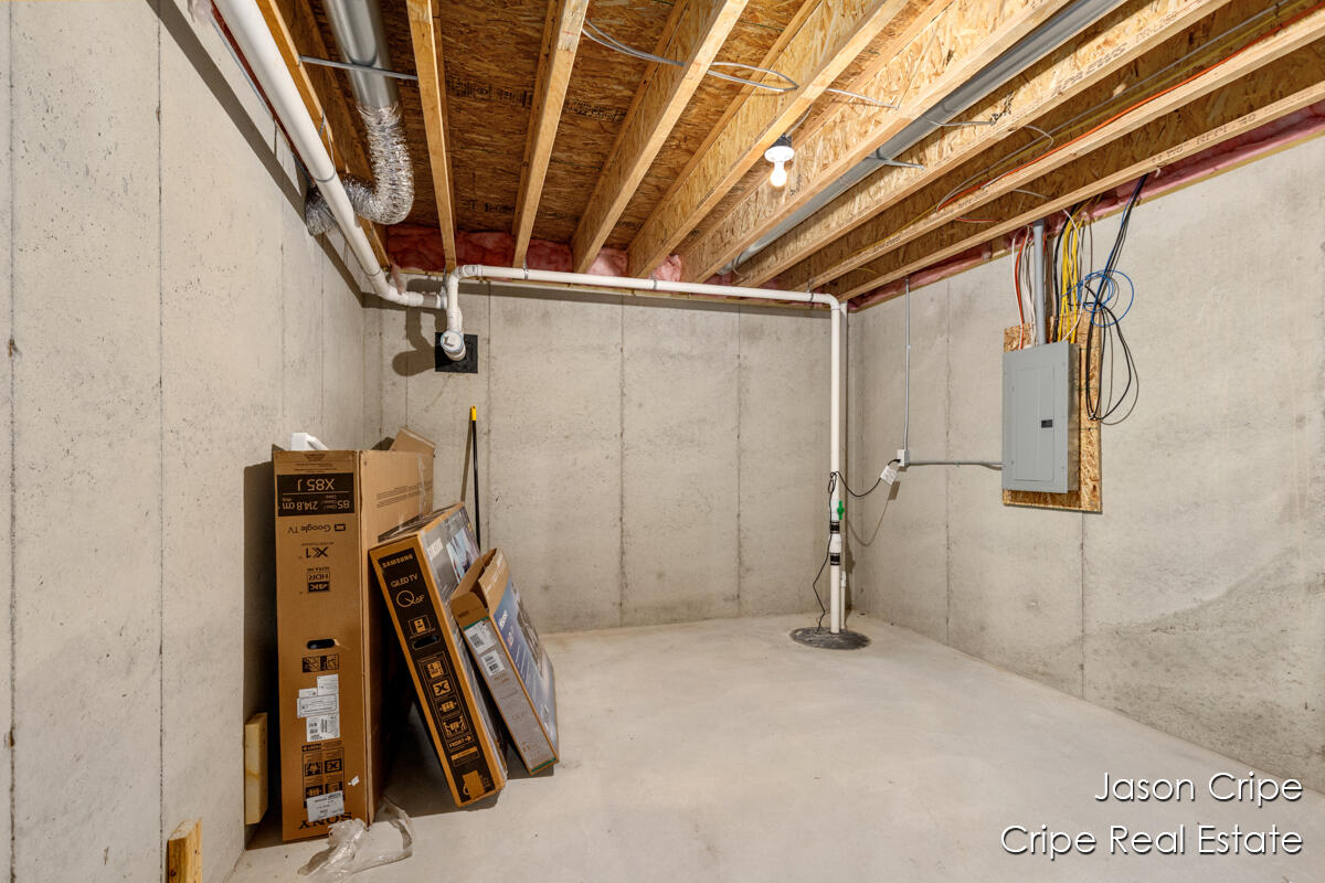 13034 Spruceridge Road Gowen, MI 49326 - Photo 38 of 51 IMG_1031