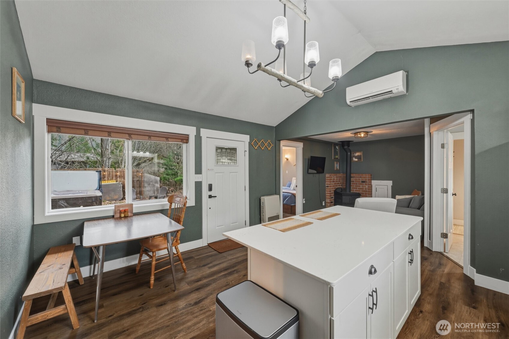 6425 Little Big Horn Road Maple Falls, WA 98266 - Photo 11 of 38