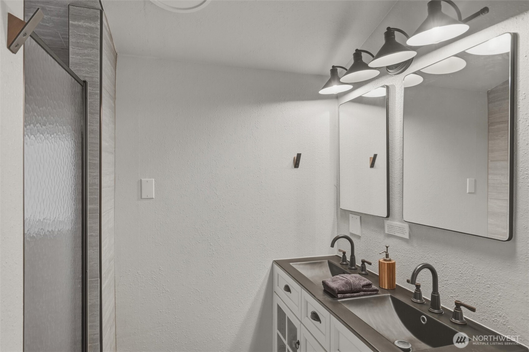 6425 Little Big Horn Road Maple Falls, WA 98266 - Photo 19 of 38