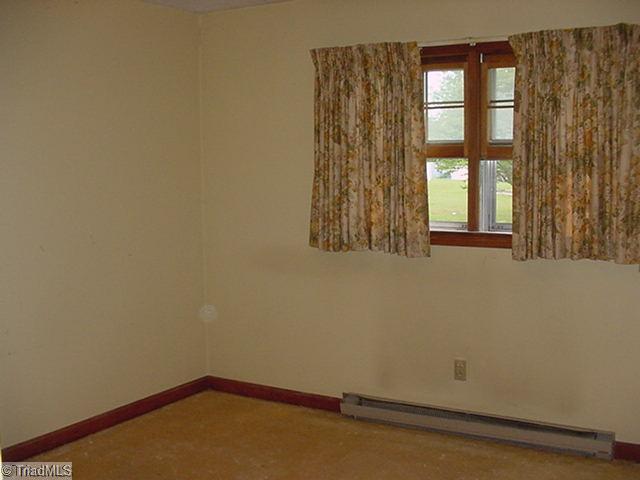 231 South Franklin Road Mount Airy, NC 27030 - Photo 3 of 13 1st Bedroom.