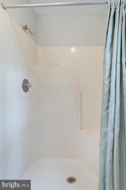 8032 Pine Ridge Road Pasadena, MD 21122 - Photo 30 of 54 Gallery Image 30
