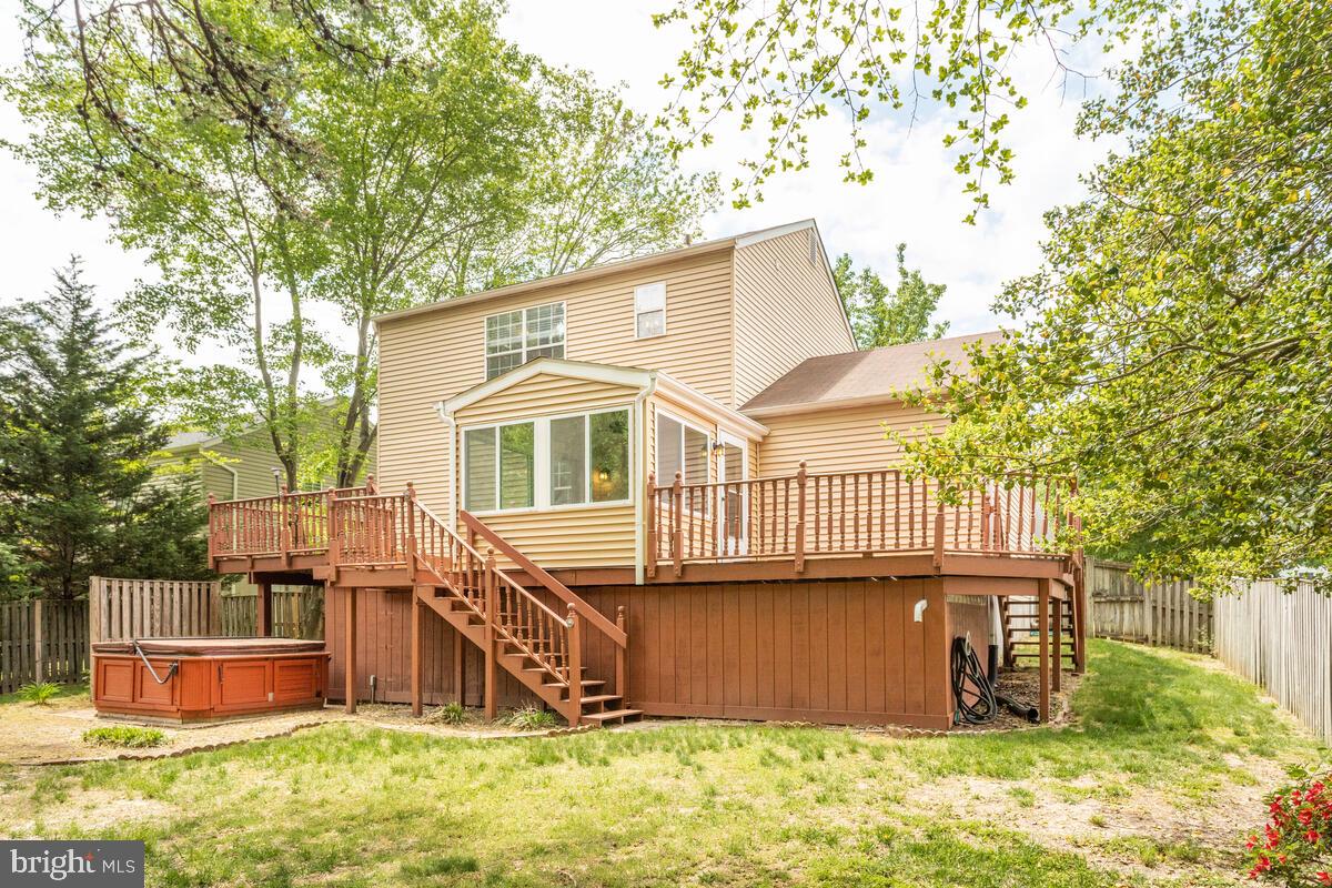 8032 Pine Ridge Road Pasadena, MD 21122 - Photo 46 of 54 Exterior Rear