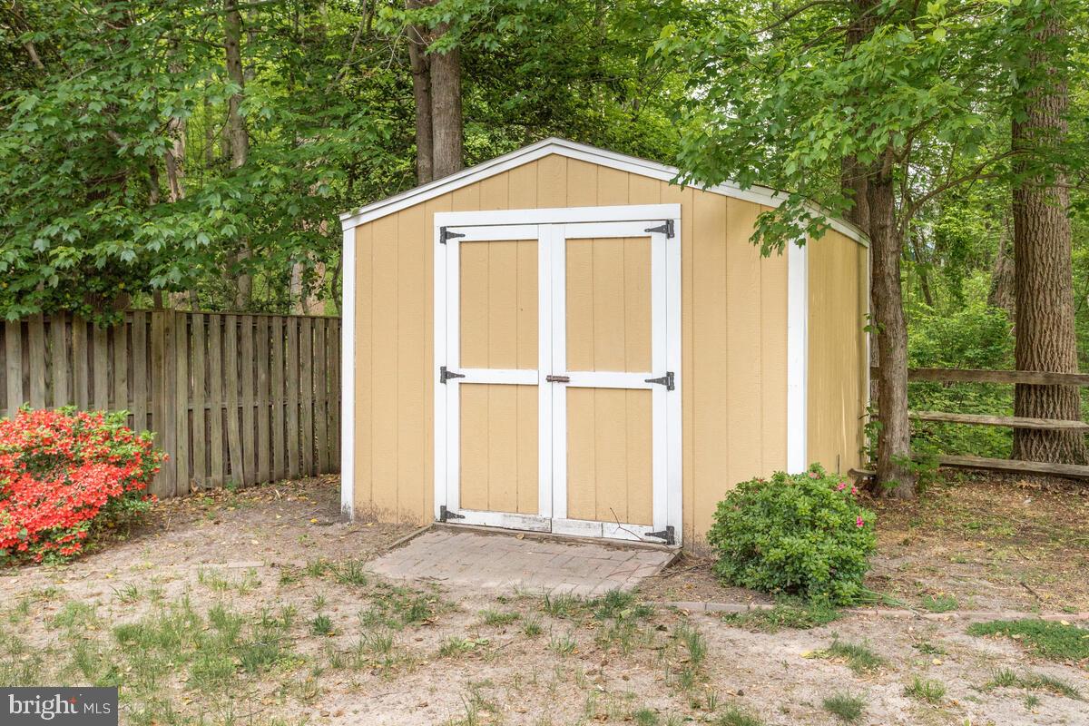 8032 Pine Ridge Road Pasadena, MD 21122 - Photo 52 of 54 Gallery Image 52