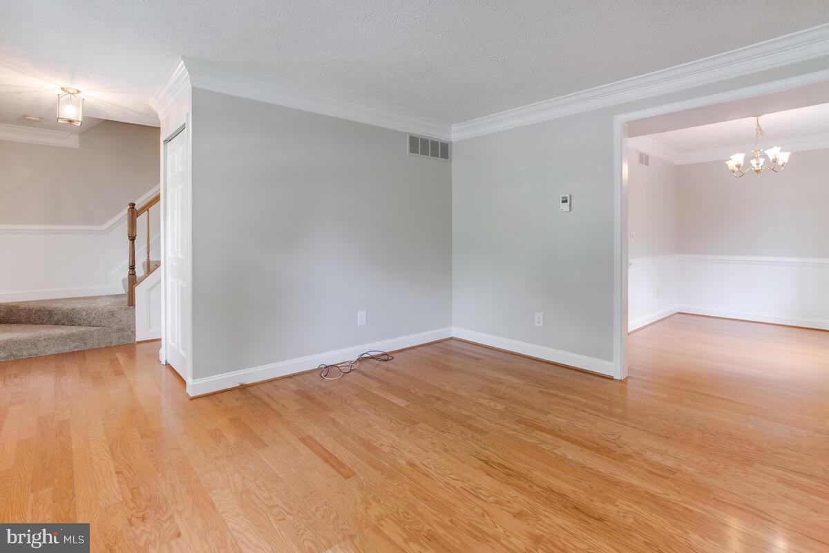 8032 Pine Ridge Road Pasadena, MD 21122 - Photo 9 of 54 Gallery Image 9