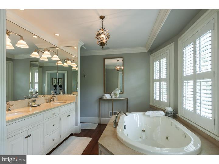319 Orchard Way Wayne, PA 19087 - Photo 13 of 25 Master Bathroom
