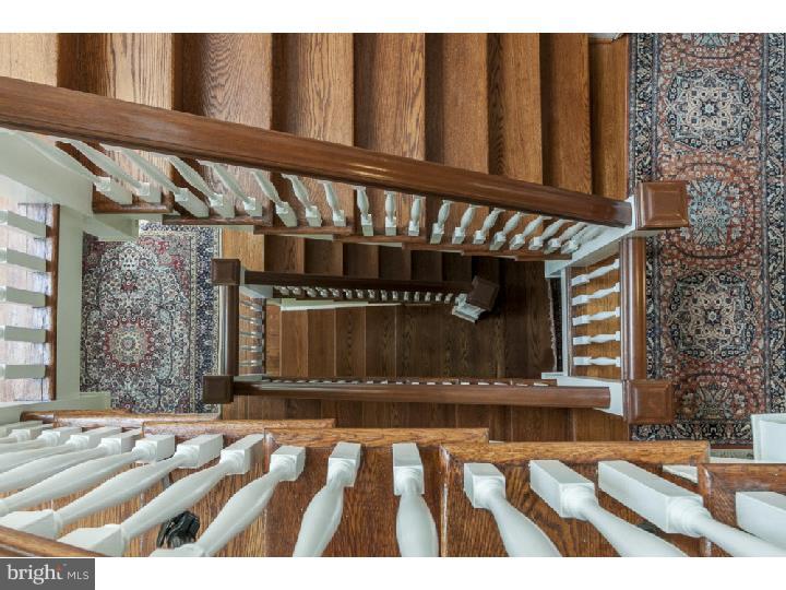 319 Orchard Way Wayne, PA 19087 - Photo 20 of 25 Hallway