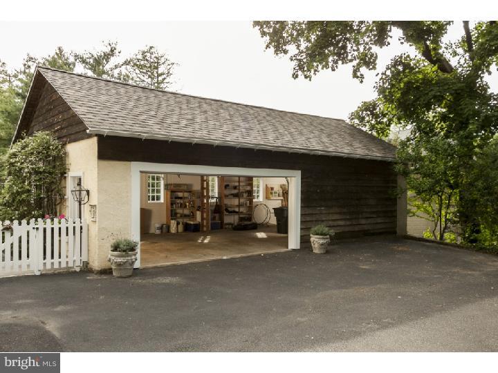 319 Orchard Way Wayne, PA 19087 - Photo 24 of 25 Garage