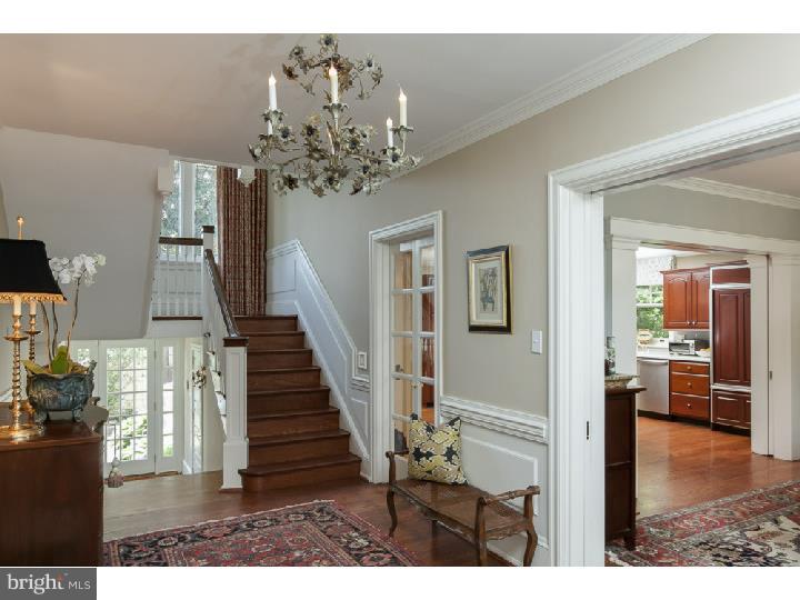 319 Orchard Way Wayne, PA 19087 - Photo 4 of 25 Foyer