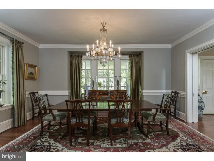 319 Orchard Way Wayne, PA 19087 - Photo 5 of 25 Dining Room