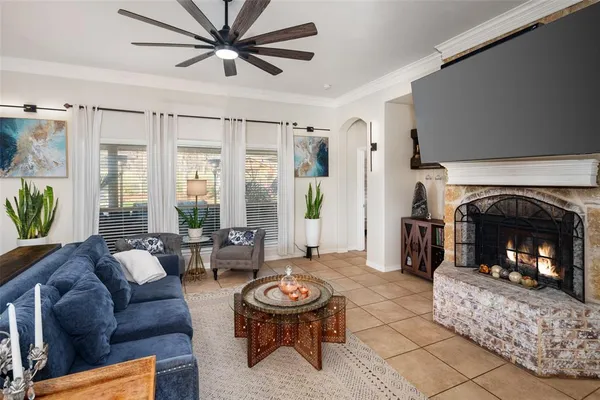 $339,000 | 634 Half Moon Way, Runaway Bay, TX 76426