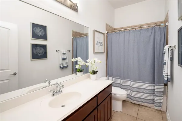 $339,000 | 634 Half Moon Way, Runaway Bay, TX 76426