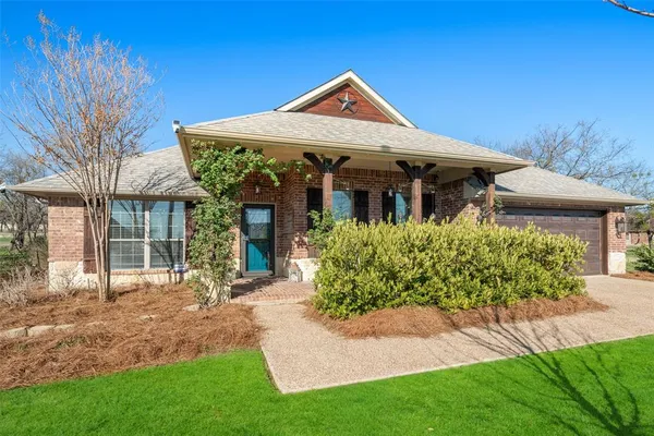 $339,000 | 634 Half Moon Way, Runaway Bay, TX 76426
