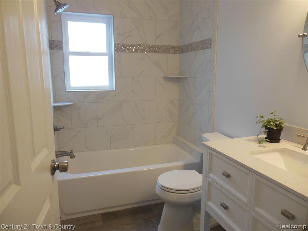 3298 Harrison Avenue Rochester Hills, MI 48307 - Photo 18 of 30