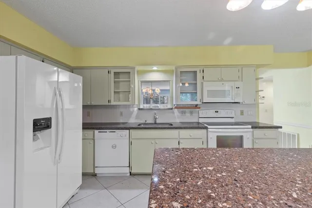 $265,000 | 2192 Swedish Drive, Unit 10, Clearwater, FL 33763