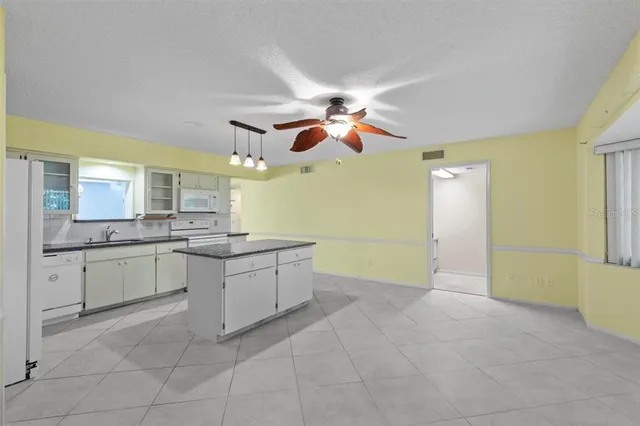 $265,000 | 2192 Swedish Drive, Unit 10, Clearwater, FL 33763
