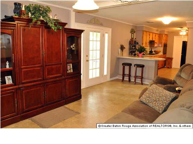 13034 Harold Road Gonzales, LA 70737 - Photo 4 of 14