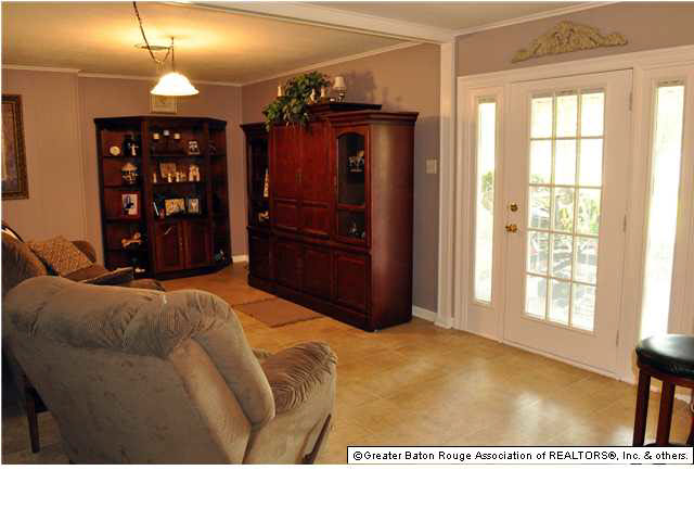 13034 Harold Road Gonzales, LA 70737 - Photo 5 of 14