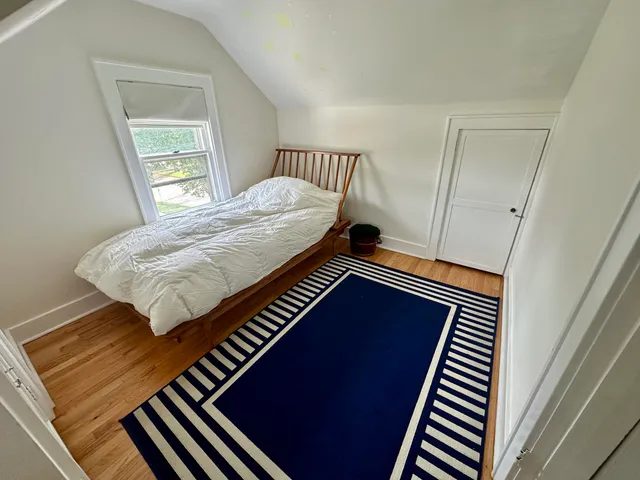 $2,000 | 911 Jones Street, St. Joseph, MI 49085