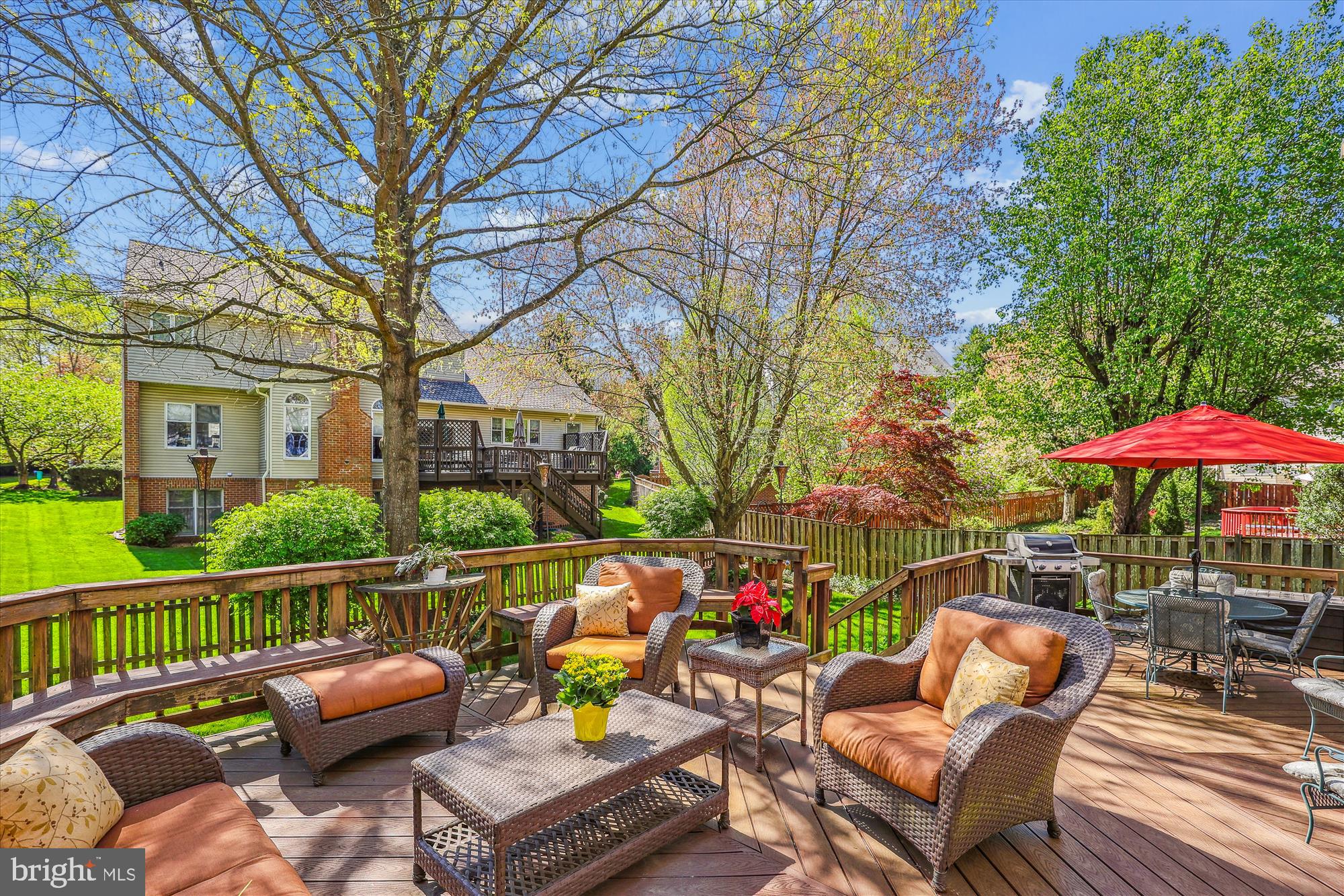4411 Nuttall Road Fairfax, VA 22032 - Photo 7 of 71 New deck handrails, benches, and stairs (2015).
