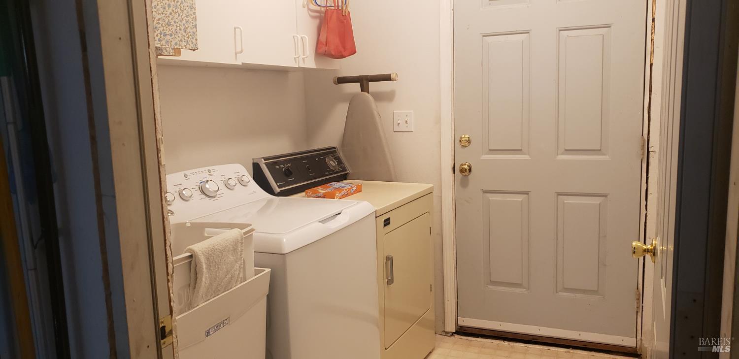 8312 Harrington Flat Road Middletown, CA 95461 - Photo 18 of 19 a utility room with dryer and washer