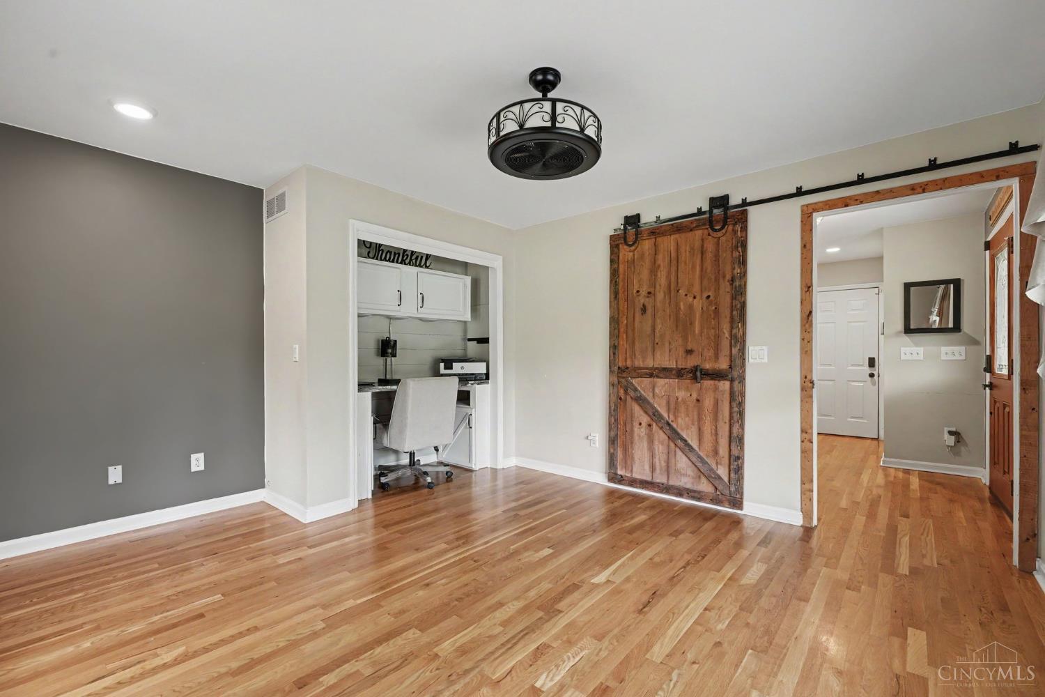 339 Lucy Run Road Amelia, OH 45102 - Photo 4 of 37 Gallery Image 4
