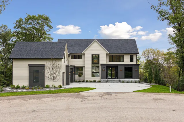 $2,179,000 | 5010 Millie Road Southwest, Rochester, MN 55902