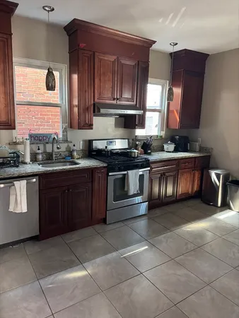 $5,100 | 11 I Street, Unit 3, Boston, MA 02127