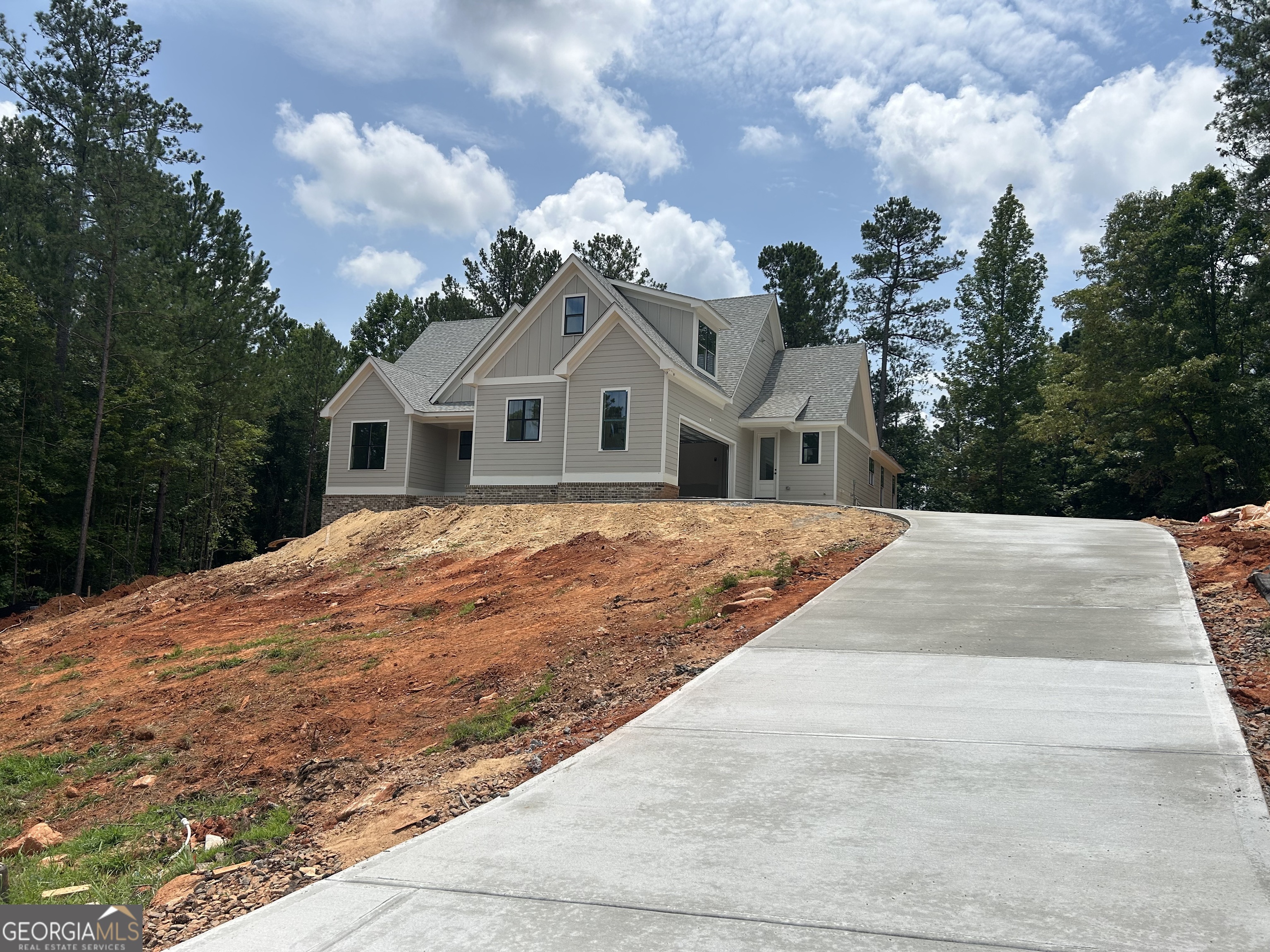 607 Forest Pointe Drive Forsyth, GA 31029 - Photo 4 of 48