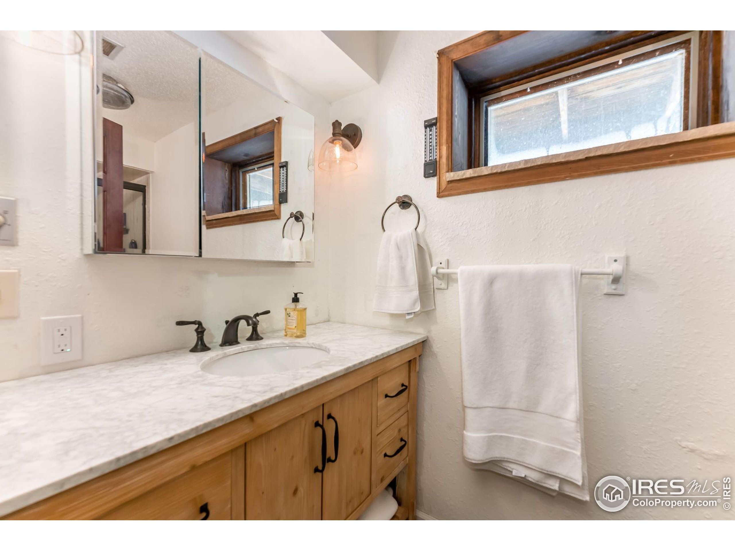 212 Valley Road Lyons, CO 80540 - Photo 21 of 40