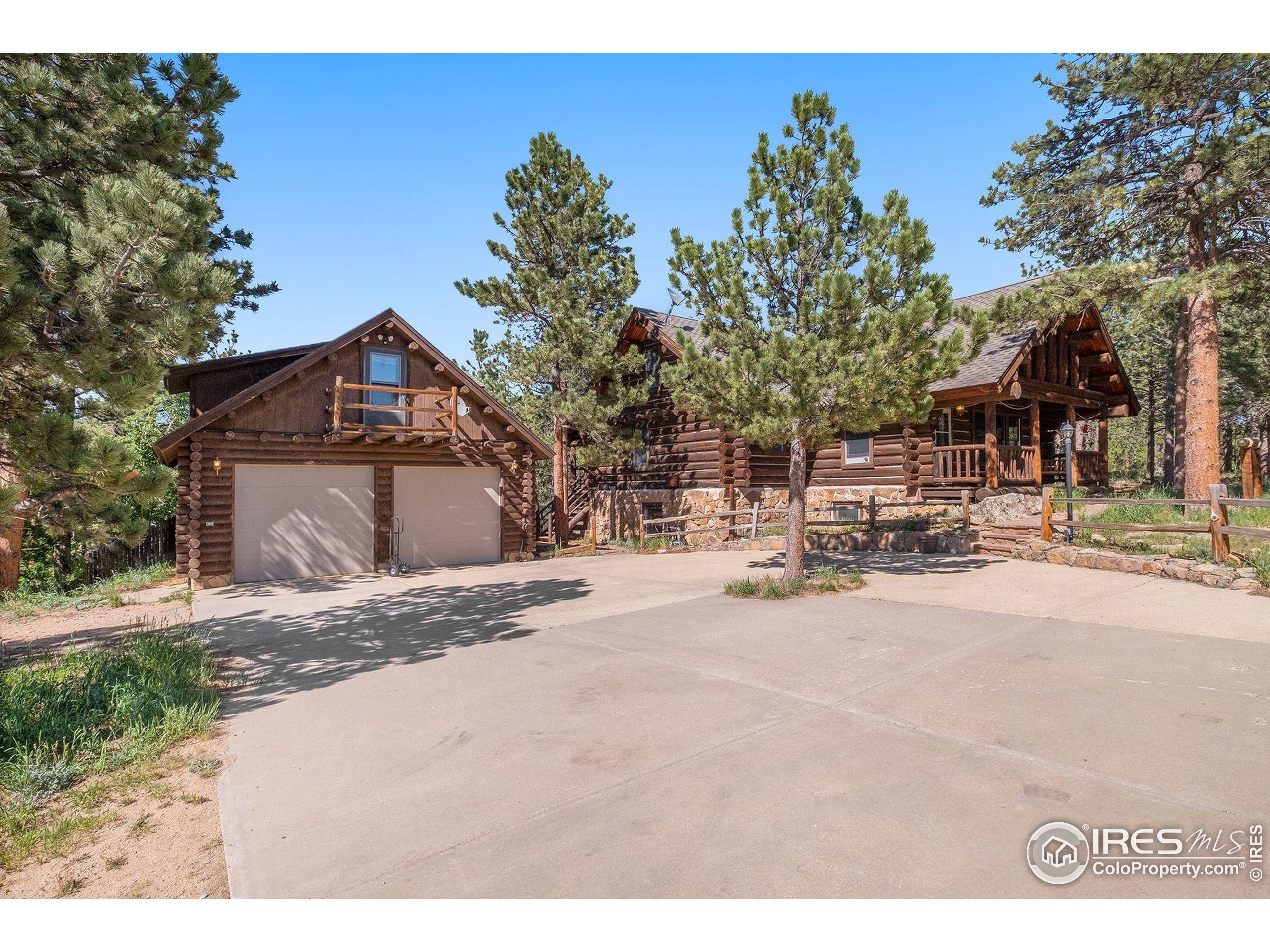 212 Valley Road Lyons, CO 80540 - Photo 3 of 40