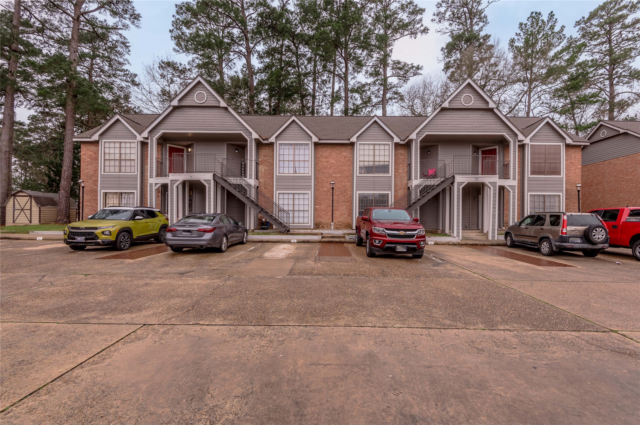 2402 Sycamore Avenue, Unit D6 Huntsville, TX 77340 - Photo 1 of 23