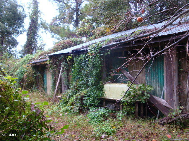 5007 Beardslee Street Moss Point, MS 39563 - Photo 15 of 16 DSC04814